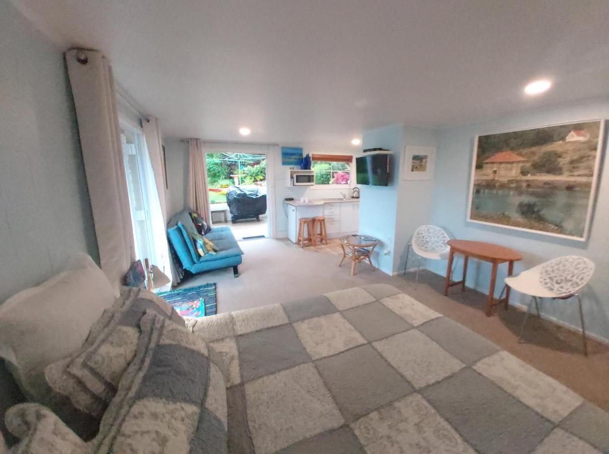 Pohutukawa Cottage Ръсел Екстериор снимка